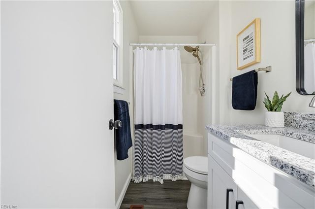 1712 Minnows CT, Virginia Beach, VA 23456