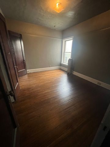 4956 S Michigan Avenue 3N, Chicago, IL 60615