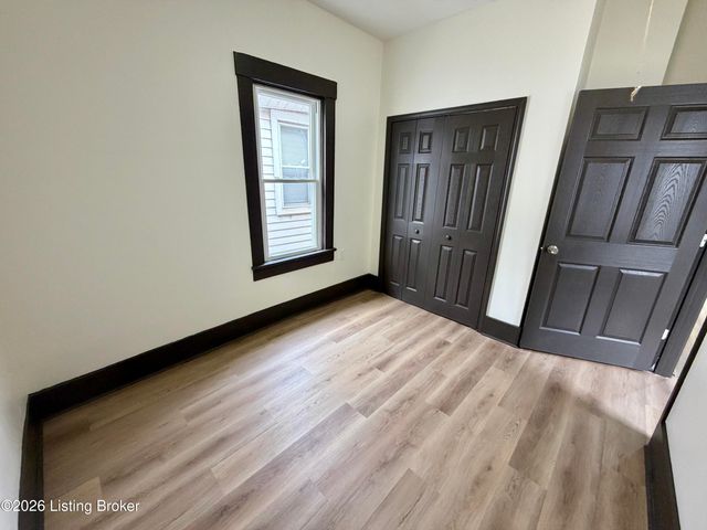 1414 Sale Ave, Louisville, KY 40215
