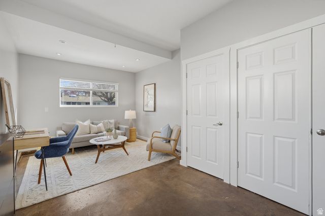 1691 E FIELDCREST LN, Holladay, UT 84117