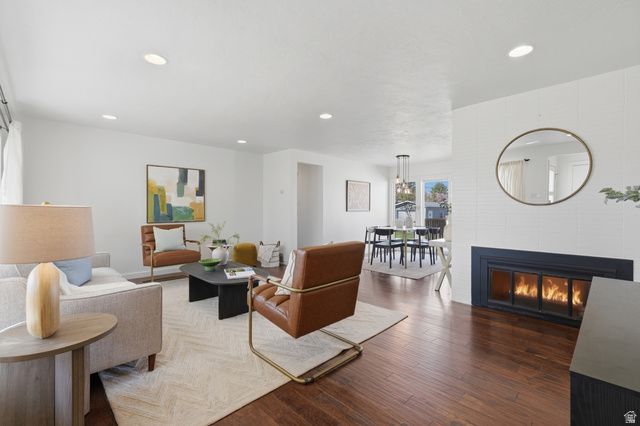 1691 E FIELDCREST LN, Holladay, UT 84117