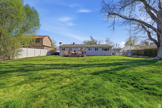 1691 E FIELDCREST LN, Holladay, UT 84117