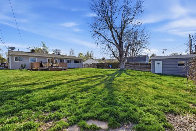 1691 E FIELDCREST LN, Holladay, UT 84117