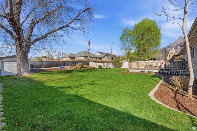 1691 E FIELDCREST LN, Holladay, UT 84117