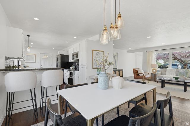 1691 E FIELDCREST LN, Holladay, UT 84117