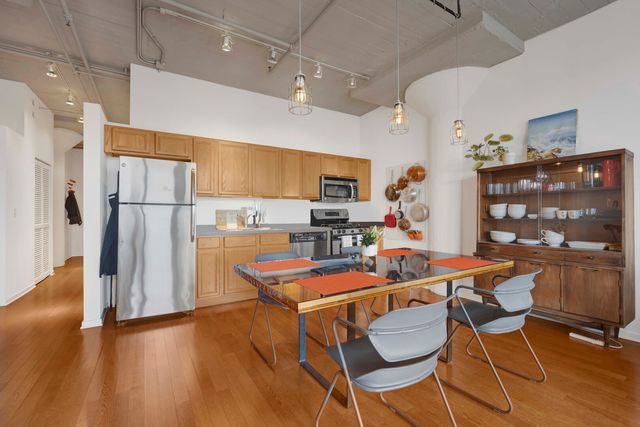 1525 S Sangamon Street 610, Chicago, IL 60608