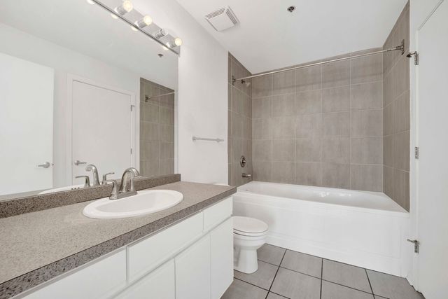1525 S Sangamon Street 610, Chicago, IL 60608