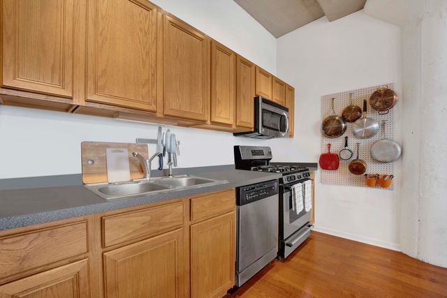 1525 S Sangamon Street 610, Chicago, IL 60608