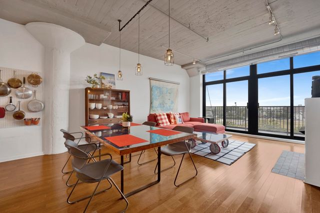 1525 S Sangamon Street 610, Chicago, IL 60608