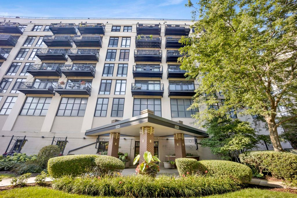 1525 S Sangamon Street 610, Chicago, IL 60608