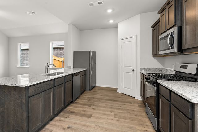 321 Julian Davis Drive, Venus, TX 76084