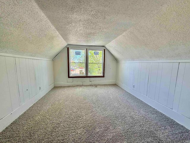 1006 Cherry Street, Evansville, IN 47713