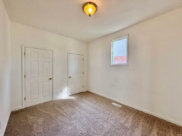 1006 Cherry Street, Evansville, IN 47713