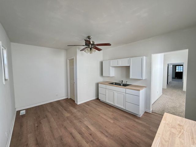 1006 Cherry Street, Evansville, IN 47713