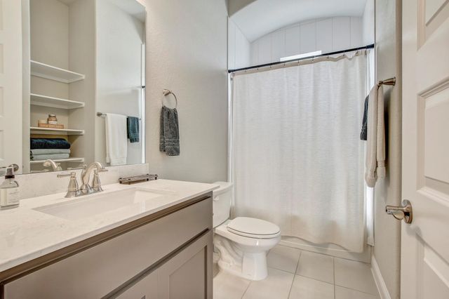 210 Fairdale CV, Austin, TX 78738