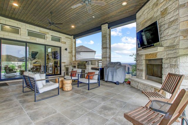210 Fairdale CV, Austin, TX 78738