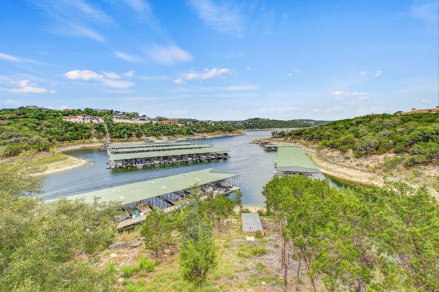 210 Fairdale CV, Austin, TX 78738