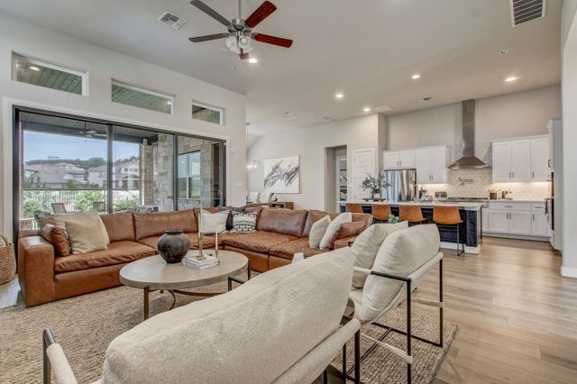 210 Fairdale CV, Austin, TX 78738
