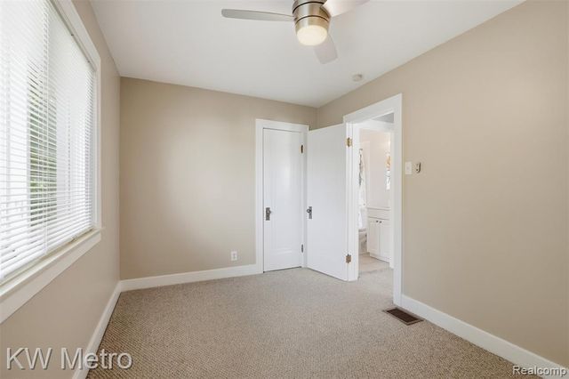 634 E Lewiston Avenue, Ferndale, MI 48220