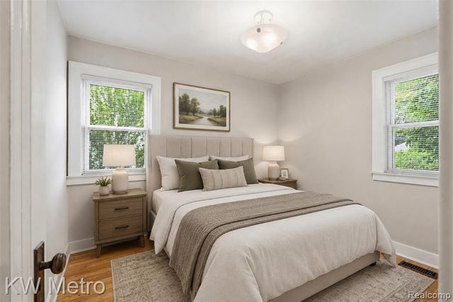 634 E Lewiston Avenue, Ferndale, MI 48220