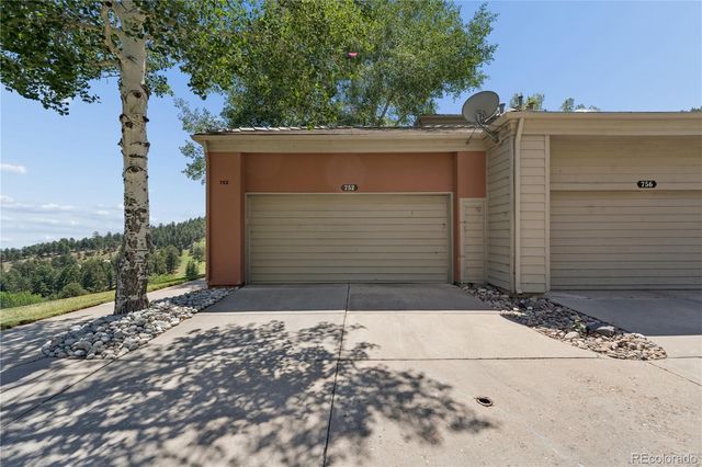 752 Ridgeside Drive, Golden, CO 80401