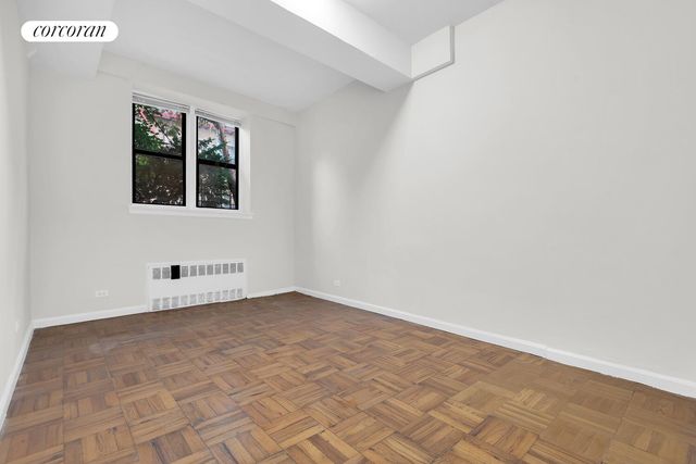 2830 BRIGGS Avenue WIA, New York City, NY 10458