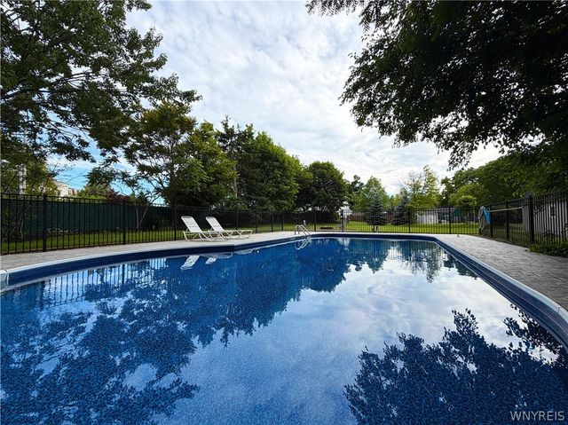 26 Pleasant Avenue, Hamburg, NY 14075