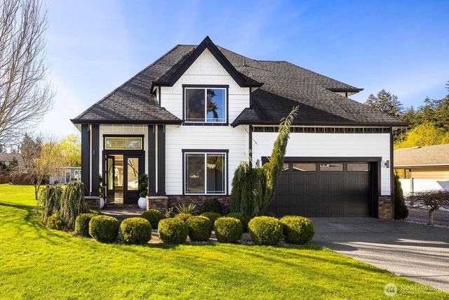 17210 36th Ave E, Tacoma, WA 98446