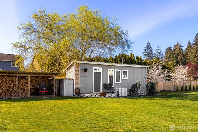 17210 36th Ave E, Tacoma, WA 98446