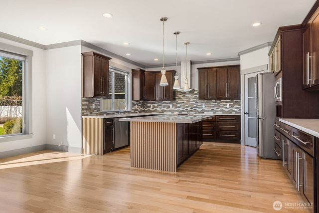 17210 36th Ave E, Tacoma, WA 98446
