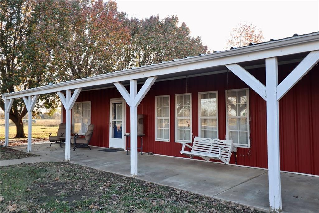 3998 E 173rd Street, Warner, OK 74469