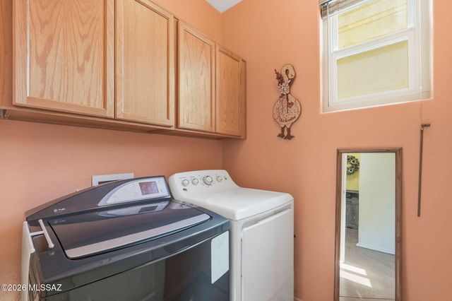 10507 E Cerulean Way, Tucson, AZ 85747