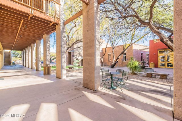 10507 E Cerulean Way, Tucson, AZ 85747