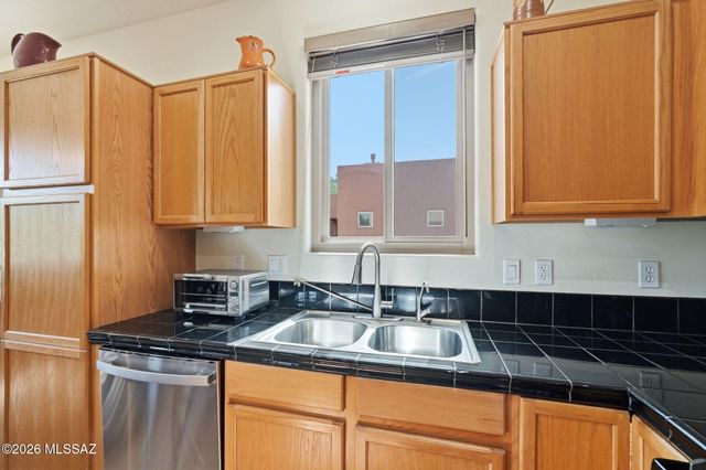 10507 E Cerulean Way, Tucson, AZ 85747