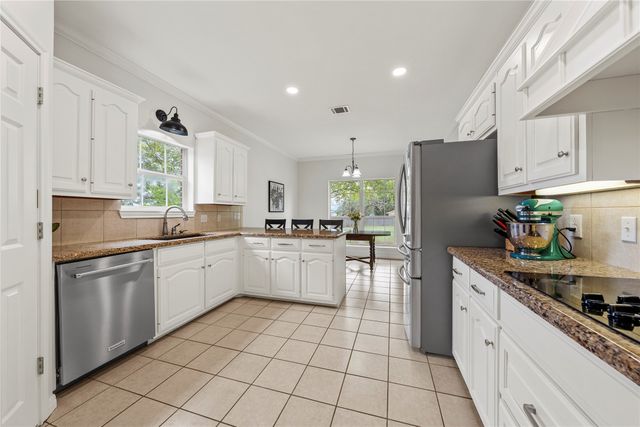 1694 Mclennan Crossing Road, Woodway, TX 76712