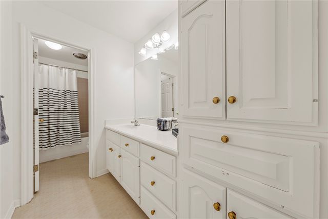 1694 Mclennan Crossing Road, Woodway, TX 76712
