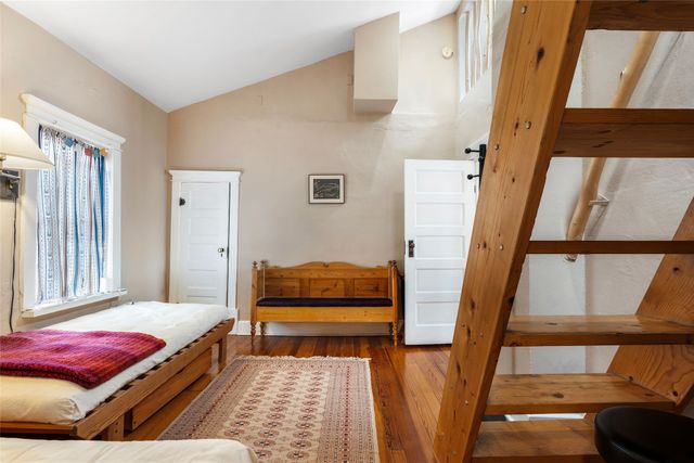 614 Paseo De Peralta, Santa Fe, NM 87501