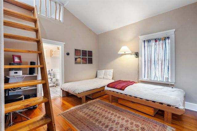 614 Paseo De Peralta, Santa Fe, NM 87501