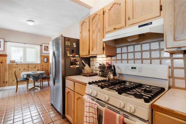 614 Paseo De Peralta, Santa Fe, NM 87501