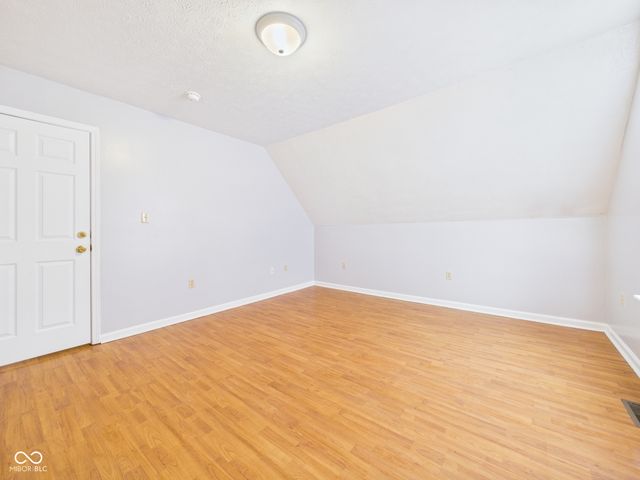 6233 E 11th Street, Indianapolis, IN 46219