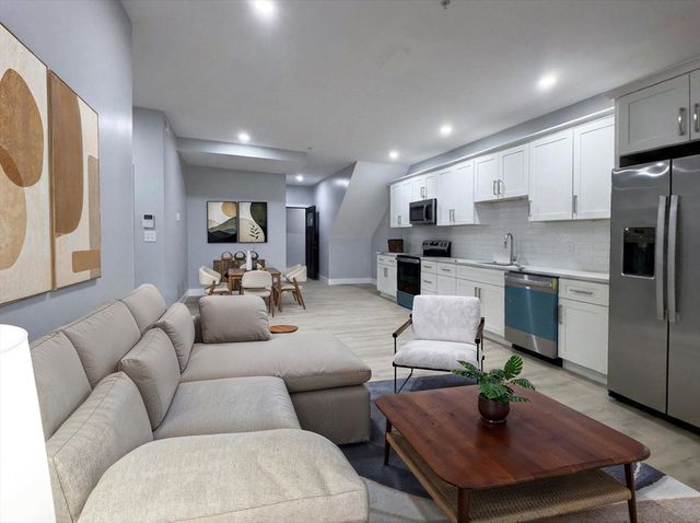 83 Essex Street 301, Lawrence, MA 01841