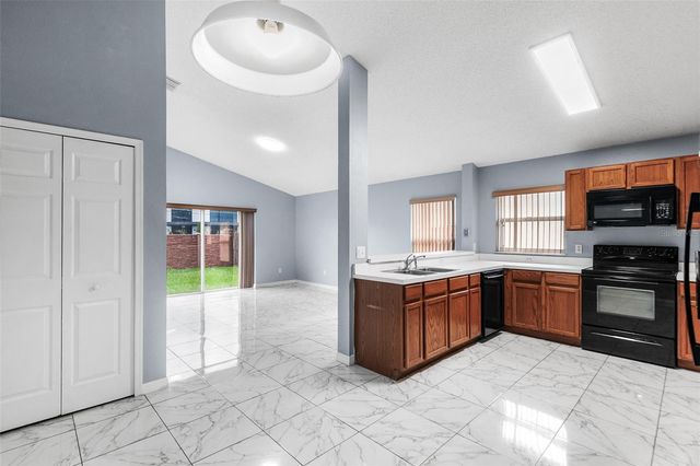 7814 ELMSTONE CIRCLE, Orlando, FL 32822
