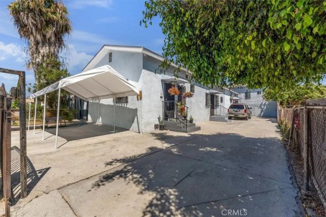 1237 E 76th, Los Angeles, CA 90001