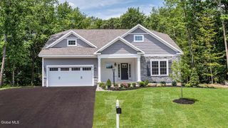 7 Stone Creek Drive, East Greenbush, NY 12061