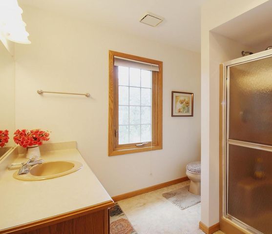 9432 Stanford COURT, Mequon, WI 53097