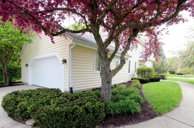 9432 Stanford COURT, Mequon, WI 53097