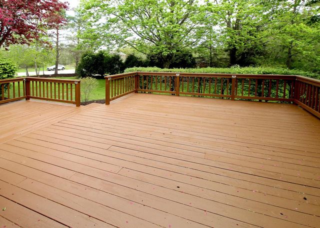 9432 Stanford COURT, Mequon, WI 53097