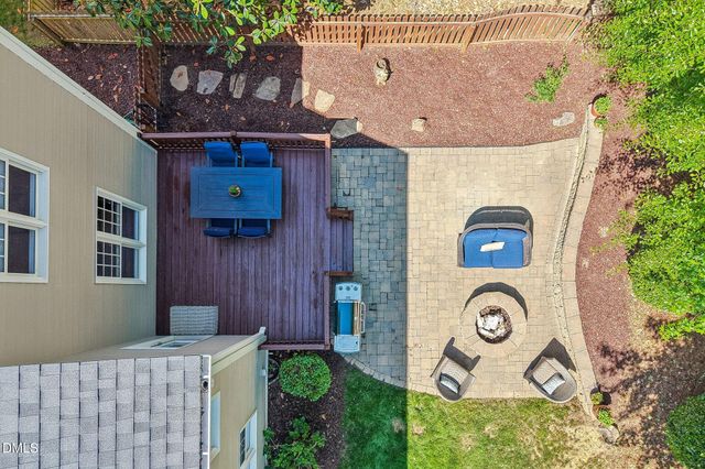 200 Avent Meadows Lane, Holly Springs, NC 27540