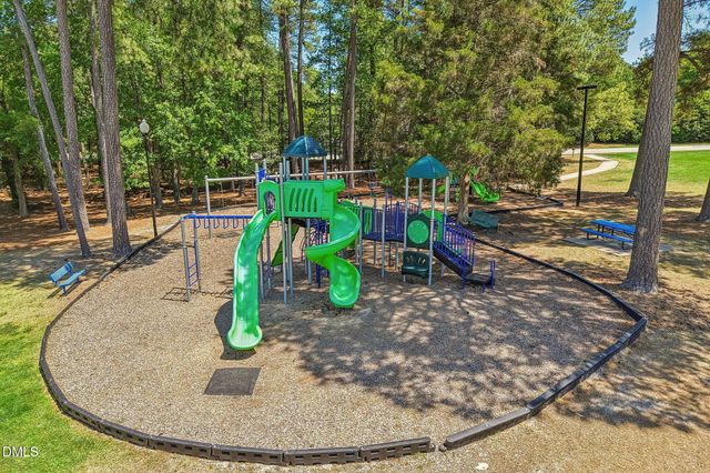 200 Avent Meadows Lane, Holly Springs, NC 27540