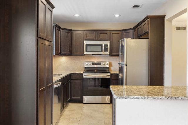 4709 Skillman Street D, Dallas, TX 75206